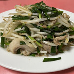 太興飯店 - ニラ炒め