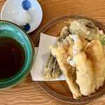 蕎麦 心空 - あなごの天もりそば（あらびきそばに変更）