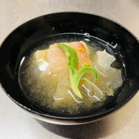 なにわ天ぷら 維心 - 粟麩と金目鯛のお碗
