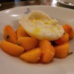 BACAR - 柿とブラッティーナ