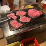 焼肉 一心たん助 - 