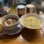 幻の中華そば加藤屋 にぼ次朗 - つけ麺鰹二朗半(250㌘) 960円