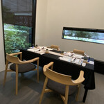 日本料理 TOBIUME - 内観