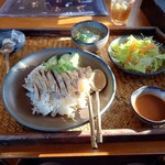 タイオーキッドレストラン - 海南チキンライス　1045円（税込）