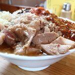 にかいや - ぶた入りオロチョンラーメン＋トッピング全部