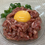 焼肉・定食・冷麺 味楽苑 - ランプのユッケ 1650円
