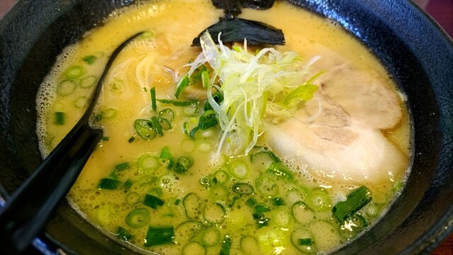 久留米ラーメン 三代目よかろうもん - 名取（ラーメン）の写真