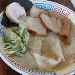 Niboshi Ra-Men Hokuei - 煮干し塩ワンタントッピング850