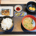 Teishokuya Yotsuba - 焼き魚の朝定食