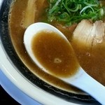 新・和歌山ラーメン ばり馬 - 豚骨魚介節スープ