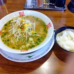 Oogiya Ramen - 【2022.12.31(土)】みそラーメン(並盛・150g)750円＋無料ライス