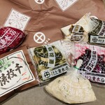 村上重本店 - 赤かぶ昆布漬、京高瀬、胡瓜しば漬、はな壬生菜、すいか奈良漬、千枚漬袋入り、千枚漬切漬