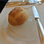 フレンチレストラン ミクニ サッポロ - 今日も美味しい手作りパン