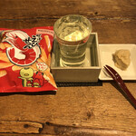 麹町いづみや しろ - カルビーかっぱえびせん、熊本 五ッ木 山うにとうふ、
      栄光富士 仙龍 純米大吟醸無ろ過生原酒 