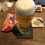 麹町いづみや しろ - カルビーかっぱえびせん、熊本 五ッ木 山うにとうふ、生ビール(アサヒ)¥480