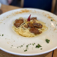 AWkitchen TOKYO 新丸ビル店 - 長野県産「大なめこ」とカラスミのペペロンチーノ