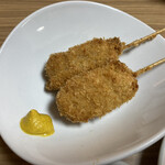 Kushikatsu Senri - 串かつ１本＠210円