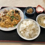 嘉興中華料理居酒屋 - 豚肉とキクラゲと玉子炒め定食