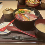 Sushi Uogashi Nihonichi - 