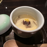 焼肉 銀座コバウ 特別室 - 先付け　茶碗蒸し　牛骨出汁