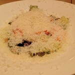 北海道イタリアン ミアボッカ ぷらりと京王府中店 - 中礼内鶏の"白雪"シーザーサラダ