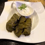 ロシアンダイニングバー マトリョーシカ - ハロウィンメニュー:サワークリームのドルマ