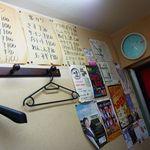 てら - 壁にメニューが一杯