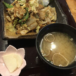 馬庵このみ - 味噌汁や香の物も仕出し屋さんっぽい？