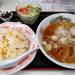 Konomi - しょうゆラーメンと焼飯セット