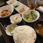 くつろぎ食堂Ami - 唐揚げ定食