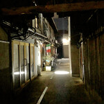 VINAINO kyoto - ひっそり路地の奥