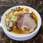 自家製麺 ら～めん かり屋 - 2022 最後の限定「牡蠣入り味噌ら～めん」