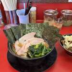 家系ラーメン王道 いしい - 