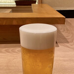 Akanezaka Oonuma - まずは生ビールをいただきながら、料理を待ちます♪