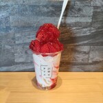 21時にアイス - 料理写真:苺