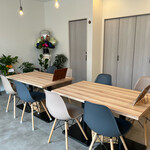 cafe&bar Lino - テーブル席