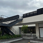 cafe&bar Lino - 外観このビルの2F