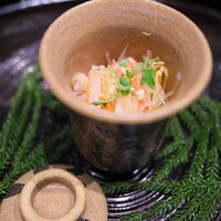 日本料理 研野 - お正月を意識して「なます」すだちをギュッとしぼって。
