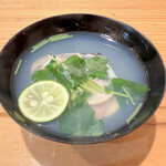 ご馳走 鉄や - 鹿島産ハマグリのお吸い物