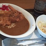 カリー・ド・カフェ 器 - 日替わりカレー。相変わらず独特なスプーンです