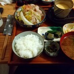 Rojiura Kuku - 豚しゃぶと白菜のにんにくポン酢