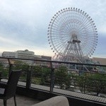 24/7 restaurant - 店内からの風景