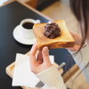 一隆堂喫茶室 - 料理写真:特別にオーダーした十勝産小豆使用。小倉トースト