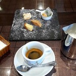 ヴィーテ - エスプレッソとビッコラ・バスティッチェリア