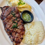 TGIフライデーズ - NYストリップステーキ