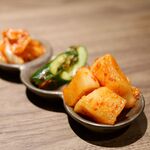 Beef Laboratory - キムチの盛り合わせ