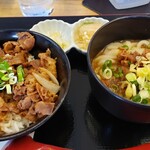 得正 - ミニミニセット　カレーうどんと牛丼