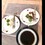 cafe 六花 - セットのケーキとコーヒーbyまみこまみこ