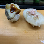 巫女し - アワビ、皮剥の肝付け