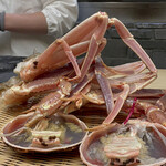 赤坂おぎ乃 - 蟹を捌くのは早い。